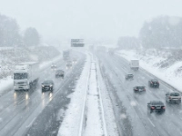 Wintereinbruch und Stau auf den Autobahnen